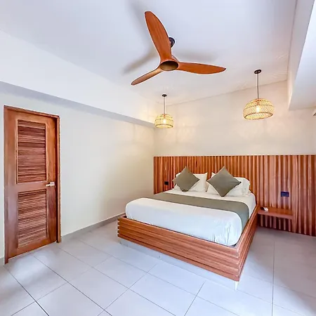 Huku Beach Hostel Palomino Exterior photo