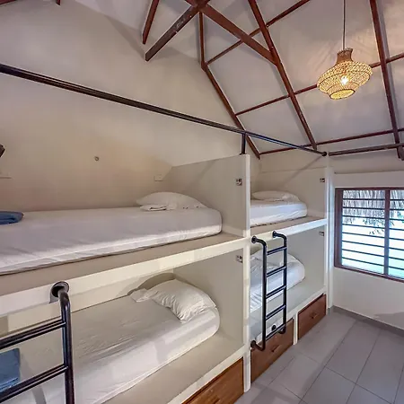 Huku Beach Hostel Palomino Exterior photo
