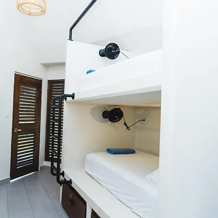 Huku Beach Hostel Palomino Exterior photo
