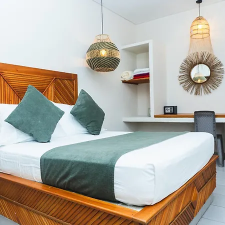 Huku Beach Hostel Palomino Exterior photo