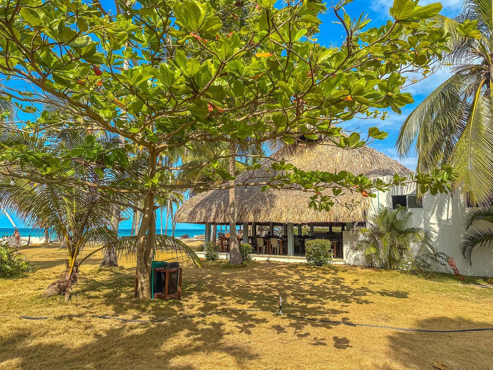 Huku Hotel 3*
