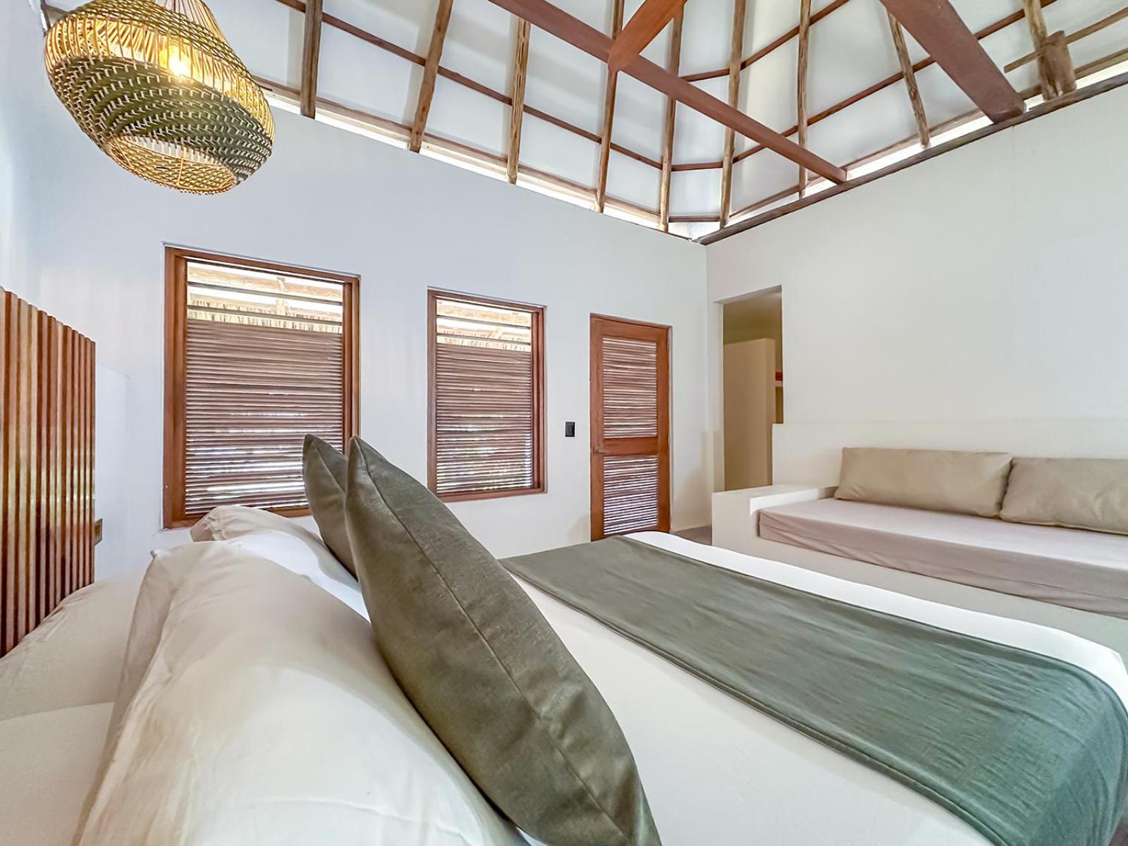 Huku Hotel 3*